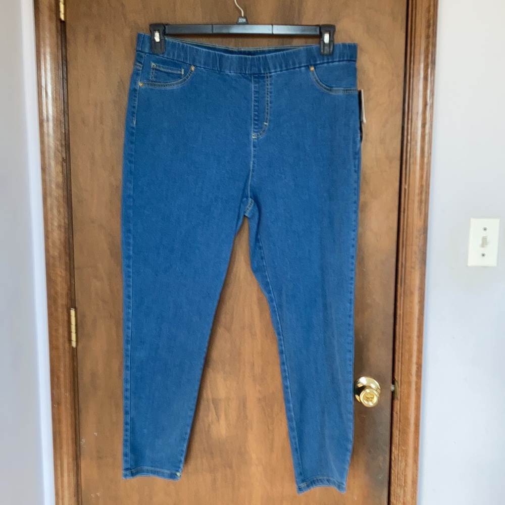 Architect pull on medium wash jean with stretch 1X - Picture 11 of 17